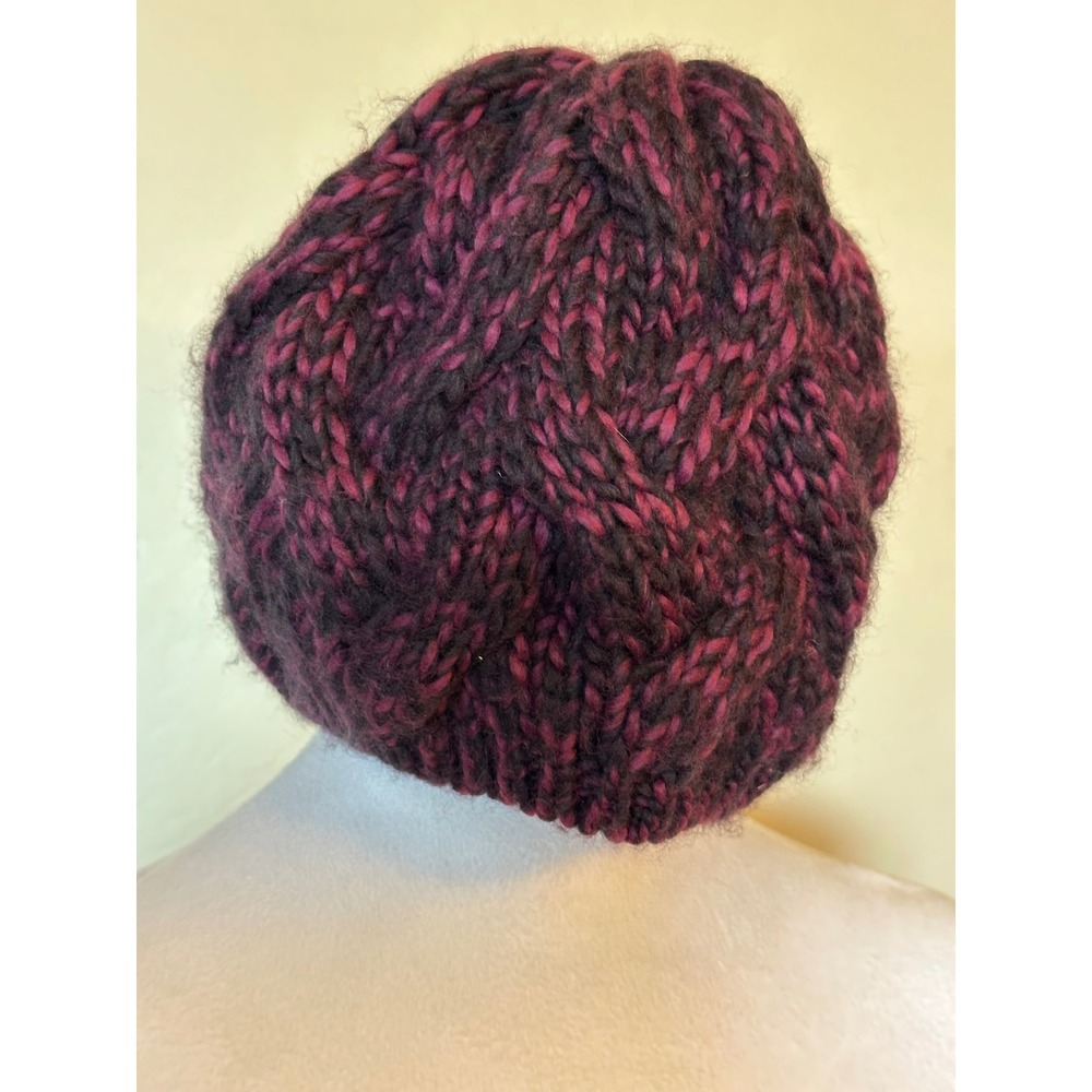 Maria Paola Calu by Inverni Italy Wool Blend Cable Knit Beanie Hat Purple Marl